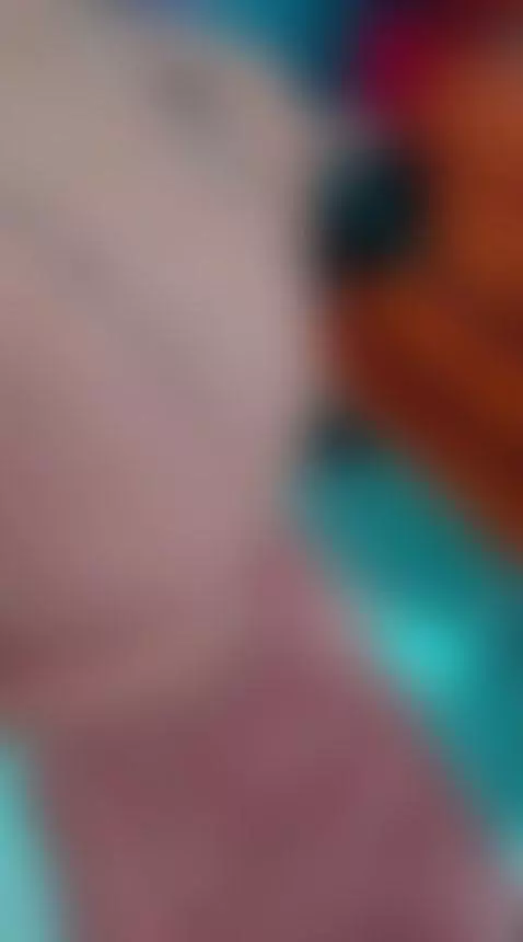 don't think about it anymore and follow me 😏 by amandacruz