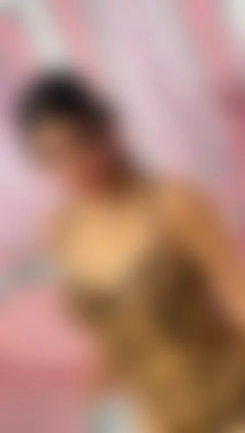 It's Monday, shall we start the week with a good dose of sex... by dafne-collinss