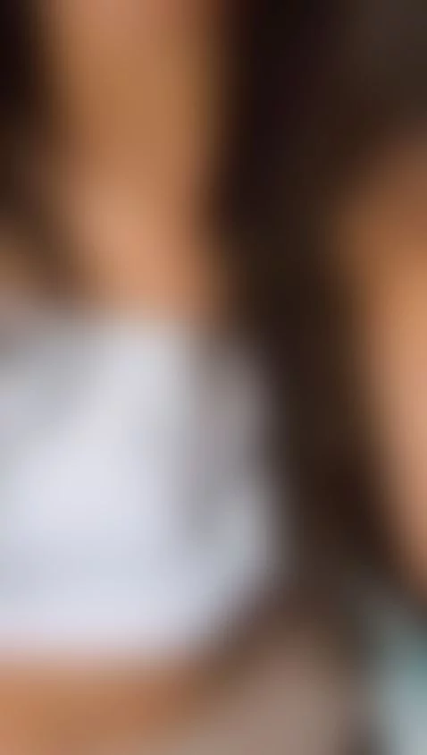 I want you to come undress me and make me all yours by dafne-collinss