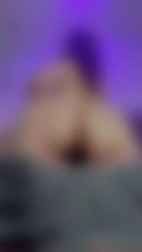 ass, assshaking, teen18+ by vickyymoore