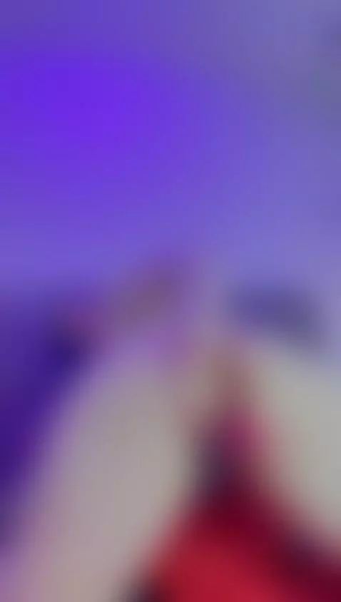 See my hot & wet live now! by vickyymoore