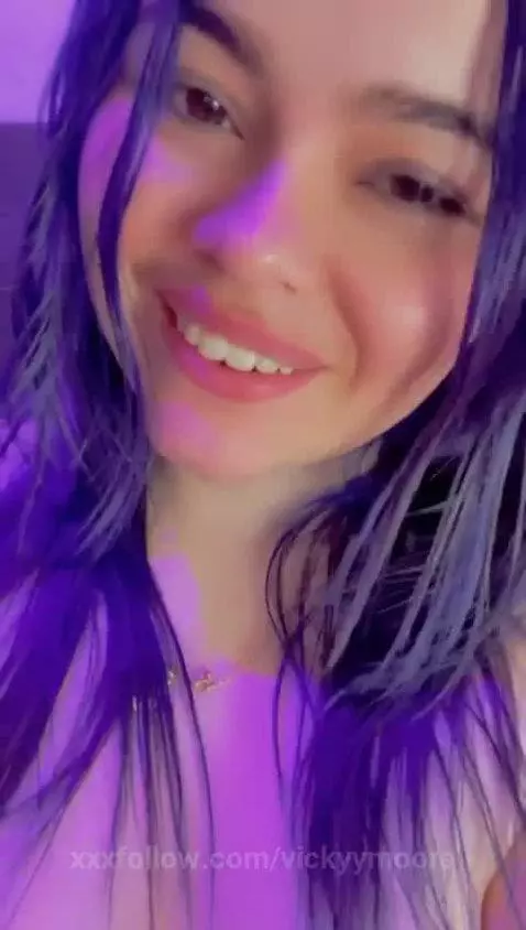 Come to see me online in a few min!! by vickyymoore