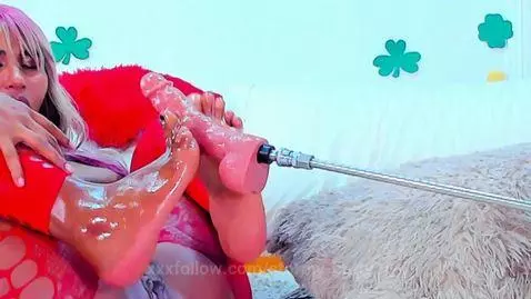 squirt my feet because they want to be full of milk by stormy-butty1