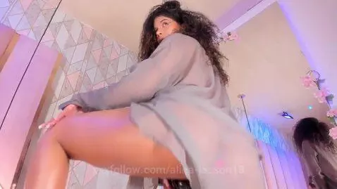 come see how wet my pussy is by alina-jacson18