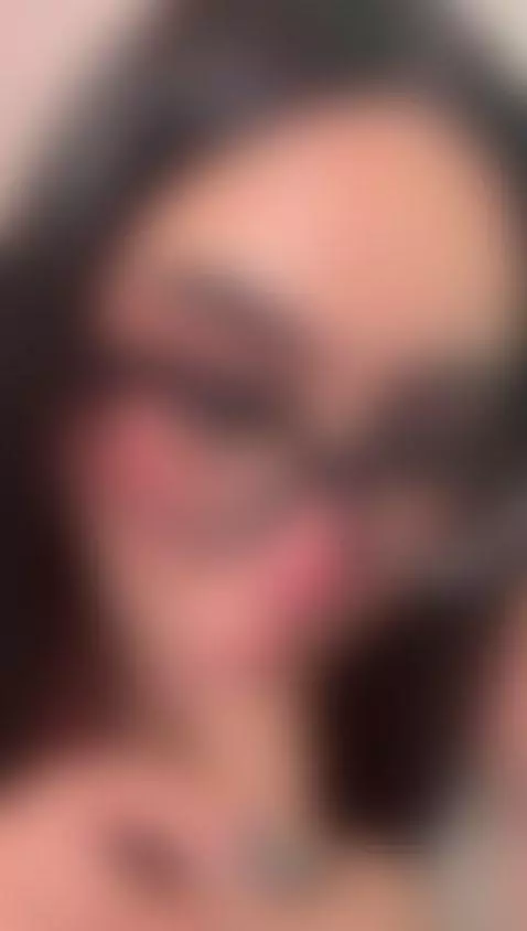 I wish something BIGGG in my mouthh! by melissajordan