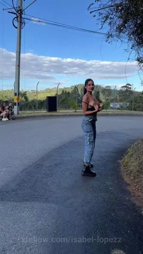 🫦😏 by isabel-lopezz