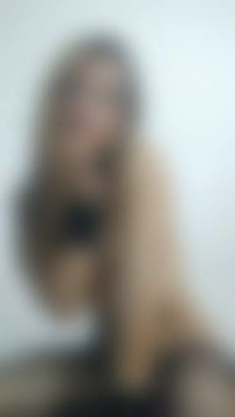 this hot milf wants to teach you everything she knows ♥ by oliviacarter