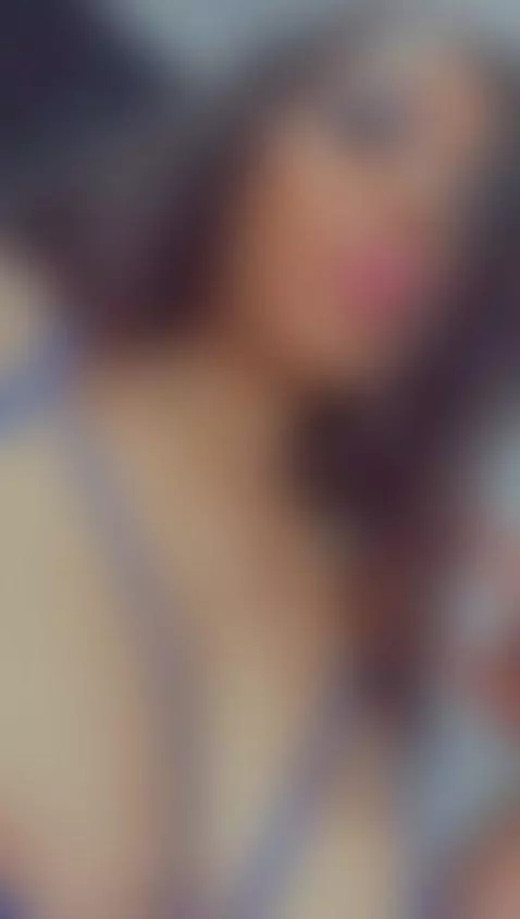 Baby I'm here by black-rosse1