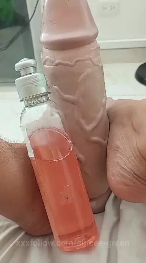 you like my feet? by aliicee-green