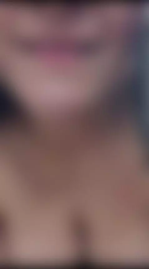 sexy milf by aliicee-green