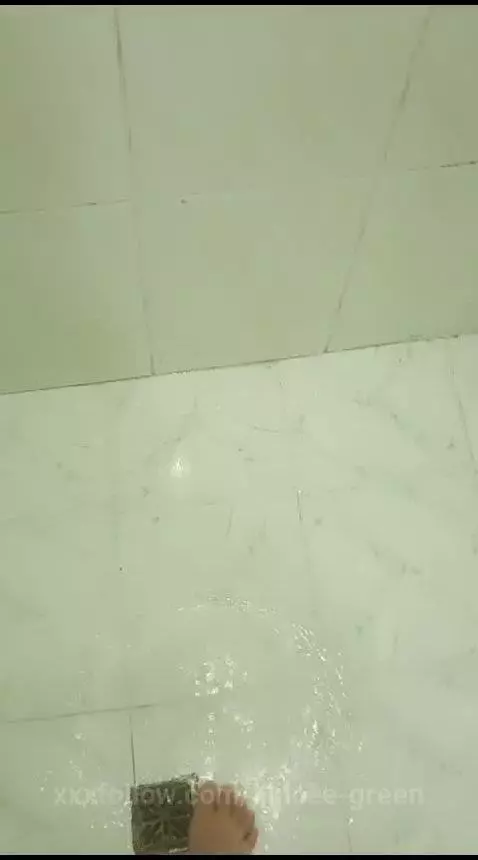 Shall we take a shower? by aliicee-green