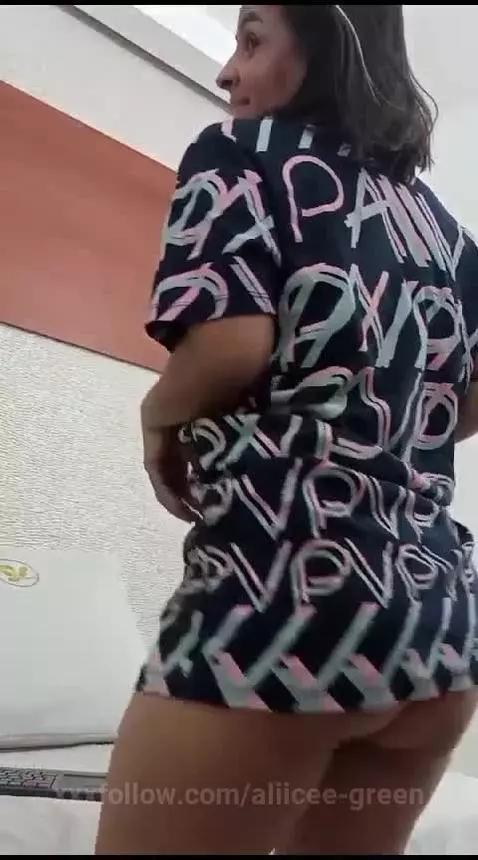 dancing by aliicee-green