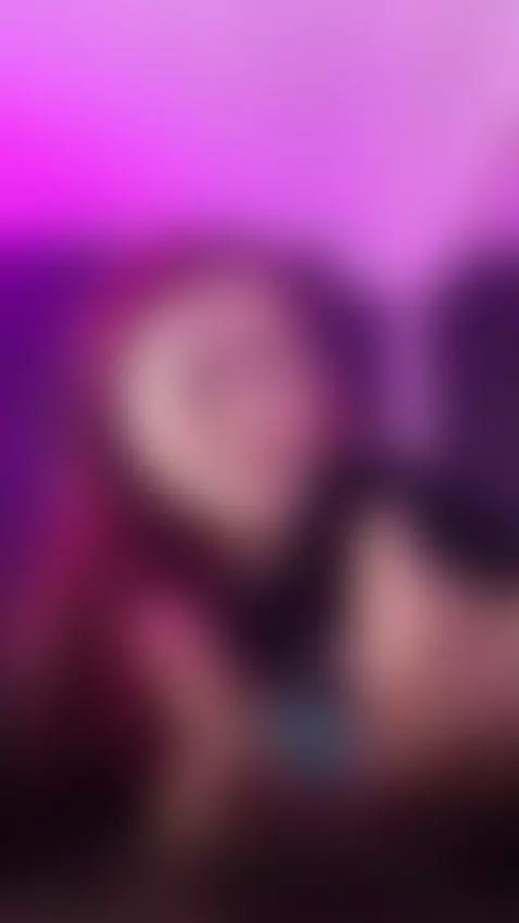 Suck dick and rub dick with my feet by darlinglover