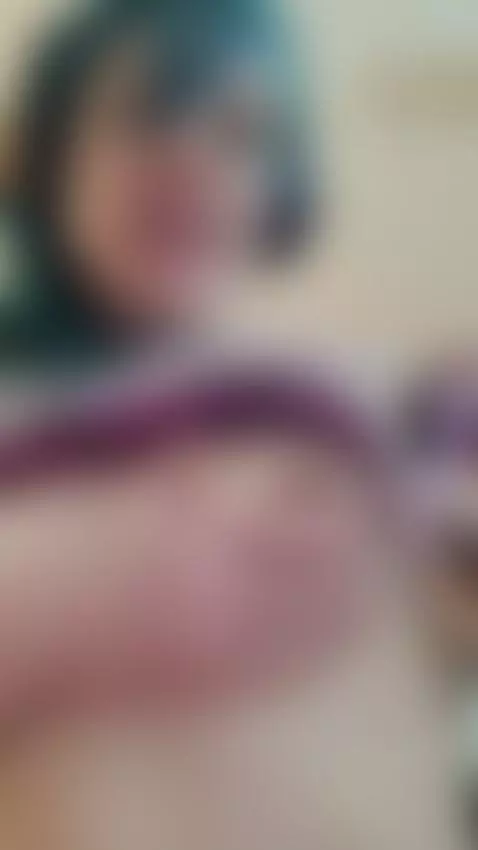 glitter and a titty. :) by daisychaos