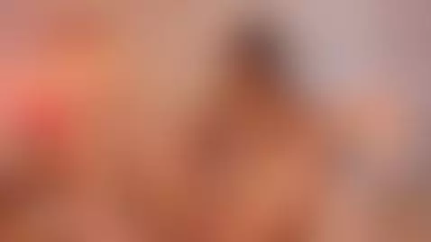 It feels so good to rub my pussy, it makes me wet 💦 by eva-beluccii