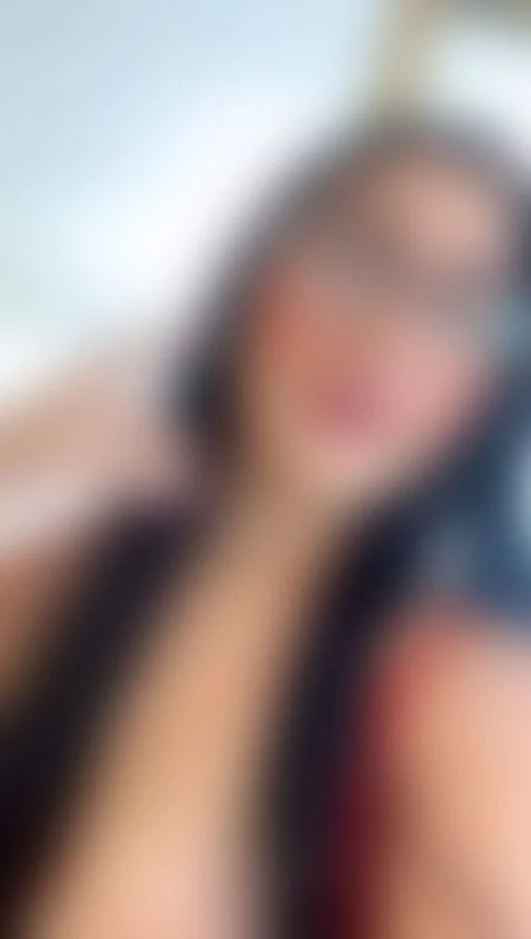 come and play with my delicious tits by antonellarogers