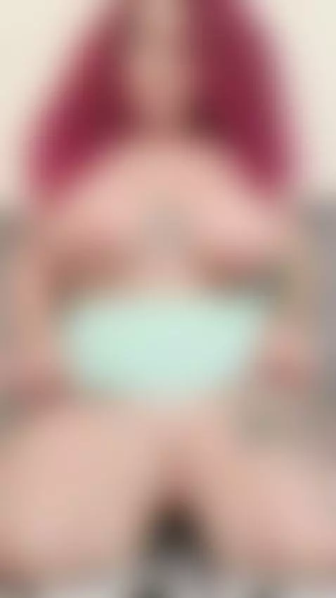 Look at me! 🫣🍒 by alanna-hank