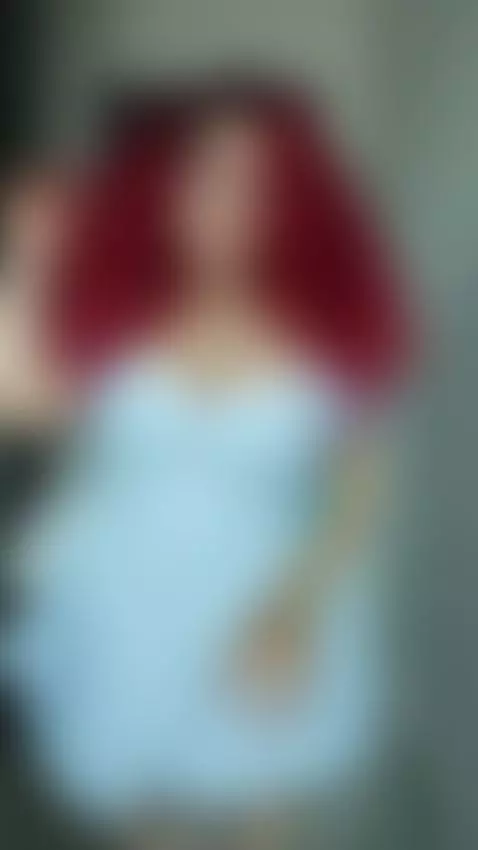 Who wants to take this dress off of me?  :p by alanna-hank