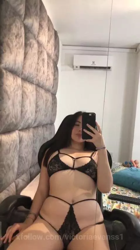Im so horny today baby, what are u waiting for come and fuck... by victoriaevanss1
