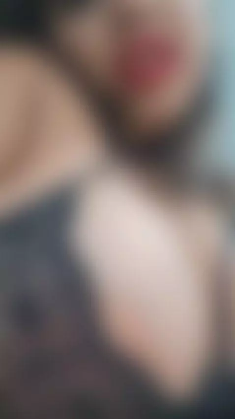 The sensual girl babes by lizzrouse