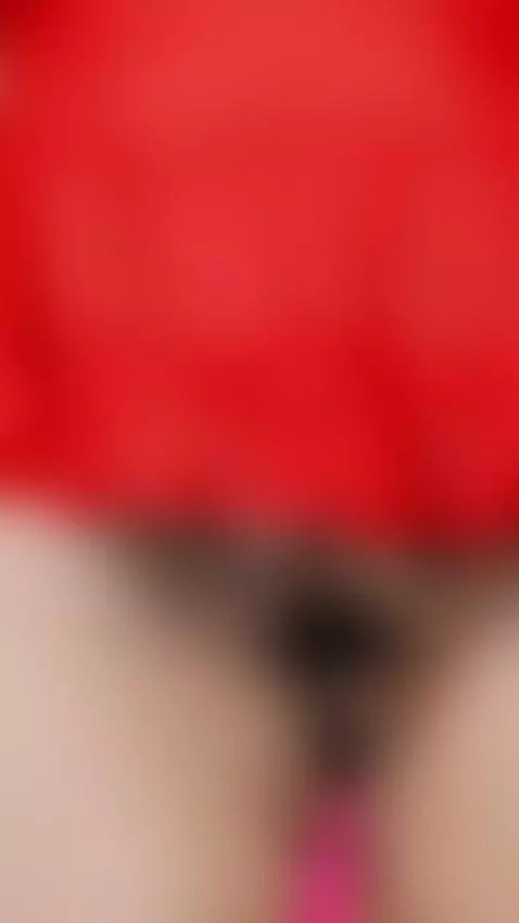 Soft in all the right places… and untamed where it counts. 🔥 by missmihasens