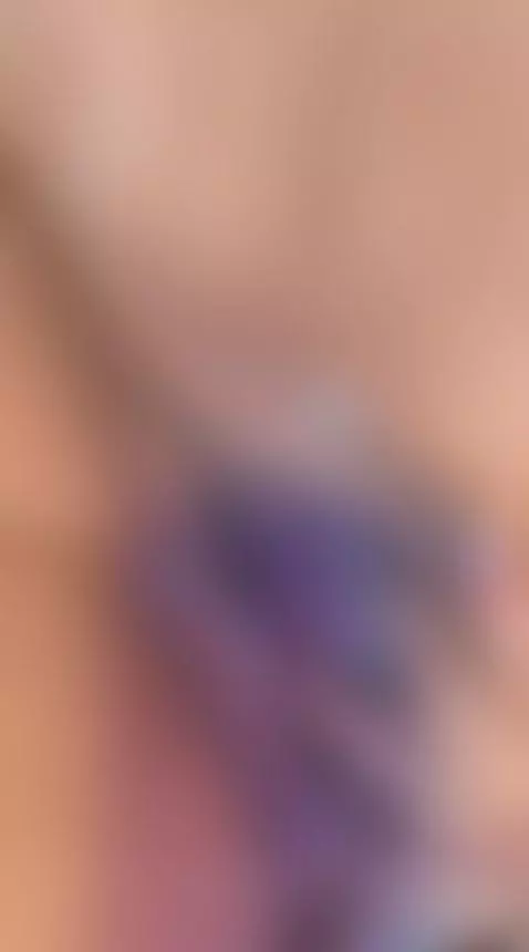 Wet and hairy phat pussy by emmajohnss