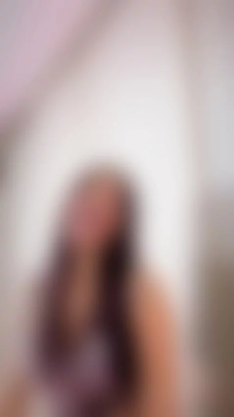 Hola.. soy Juanita y este es mi primer video aquí 😈 estás li... by juaniitalove