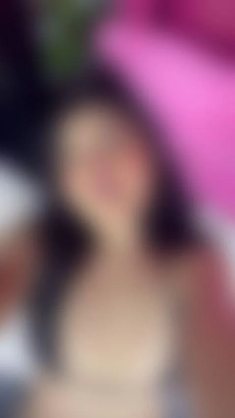 my face says I want to play🤤 by lilithklain