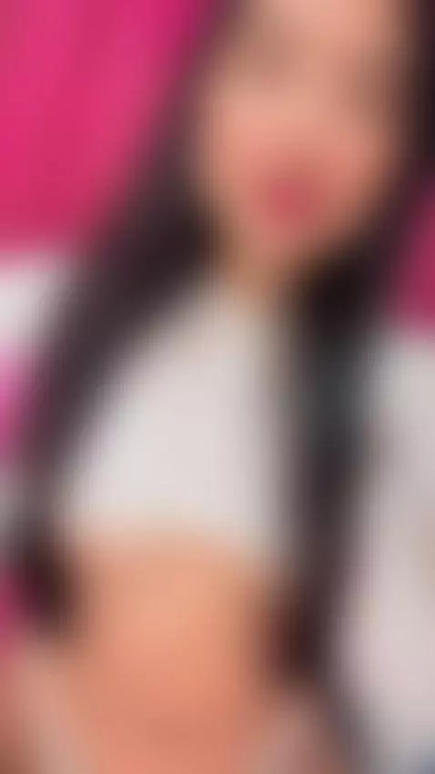 Saturday morning party in my pink room by lilithklain