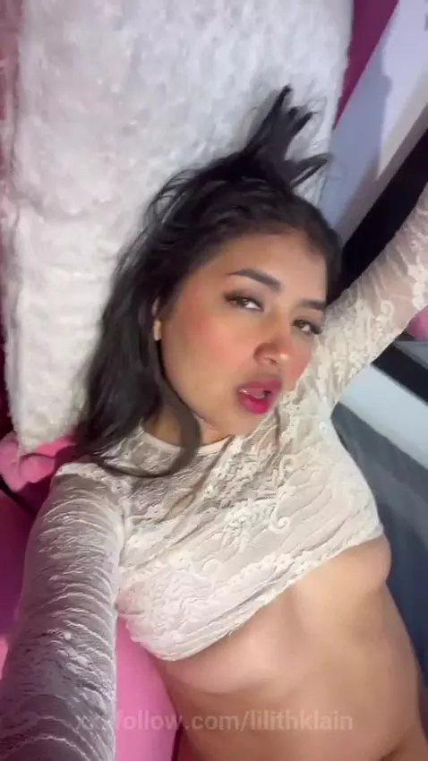 "Hey there, fabulous followers! Wishing you all a spectacula... by lilithklain