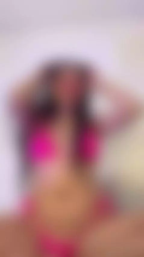 The best Friday plan is to join my broadcast! 🎥 Don't miss o... by lilithklain