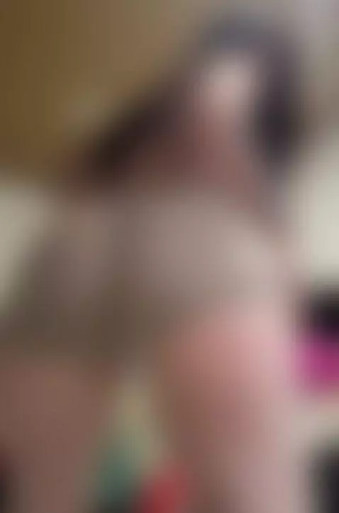 🪑🪑🫣 by aria-paul