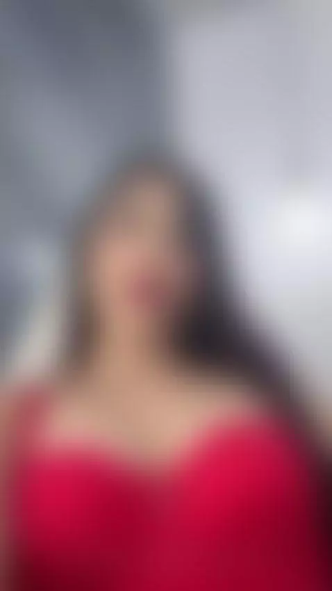 I love the color red by aria-paul