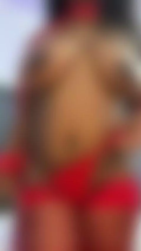 In 10 minutes we're going to play by charlottebrowns