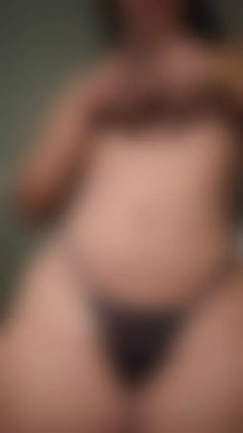 curvy, bigtits, latina by lenathompson