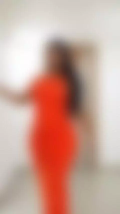 walk, bigass, latina by lenathompson