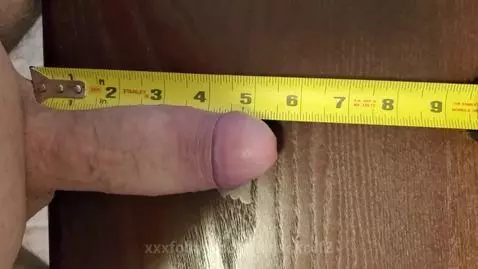 Kevin Yardley kyjackoff2 measures his 5 1/2 inch dick everyd... by kyjackoff2