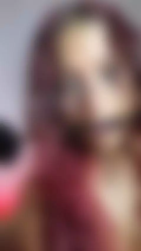 Hiiii by anniecottan