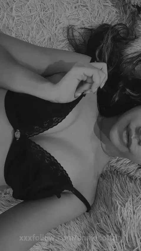 Addicted to me by anniecottan