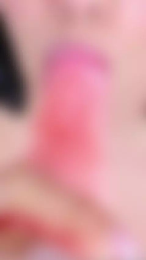 😈 Esto apenas empieza… únete al live y mira TODO. by larasweet18