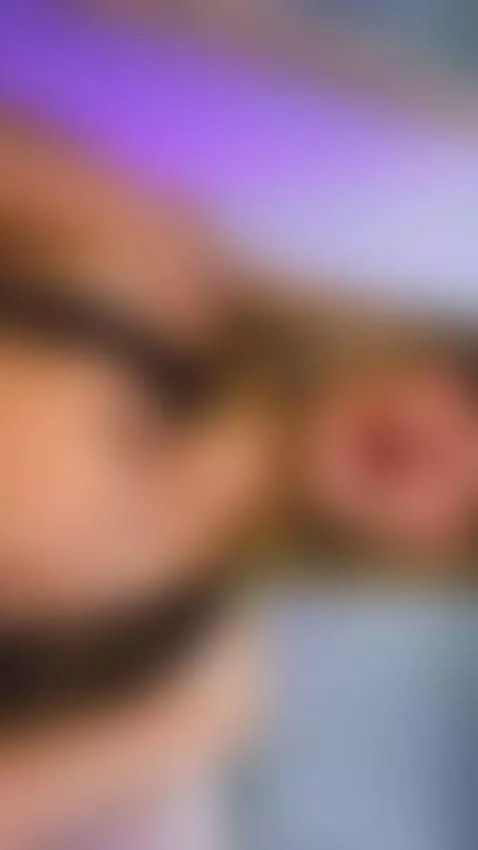 see you online🫠🫠🫠 by lucy-vega