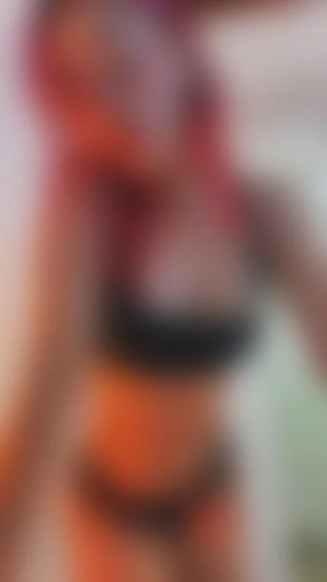 Im online now!! by lucy-vega