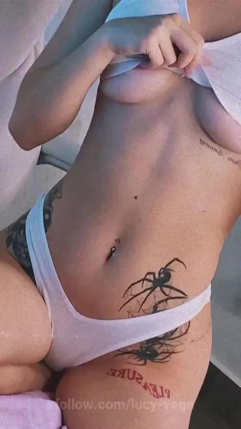 How do you think it feels to touch me? by lucy-vega