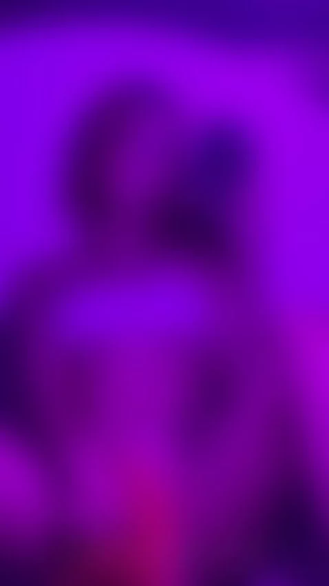 Im online now! by lucy-vega