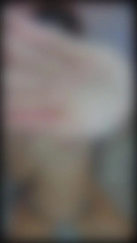 Surprise!!🤭🤭 by lucy-vega