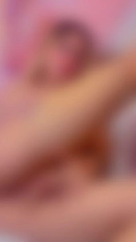 Help me get my pussy wet🥺🥺 by lucy-vega