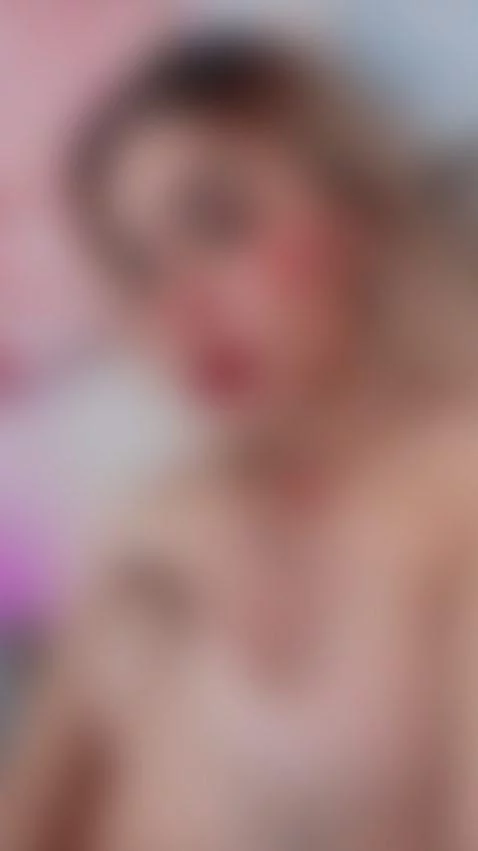 Online now!💕💕💕💕💙💙💙💙 by lucy-vega