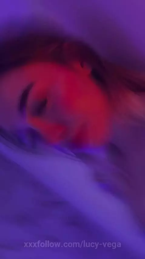 Remember to vote for me in the first link in the profile! Be... by lucy-vega