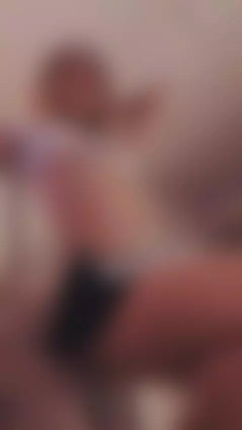 👄🍃 Pleasure in the air and lust in my bed 😈 by lucy-vega