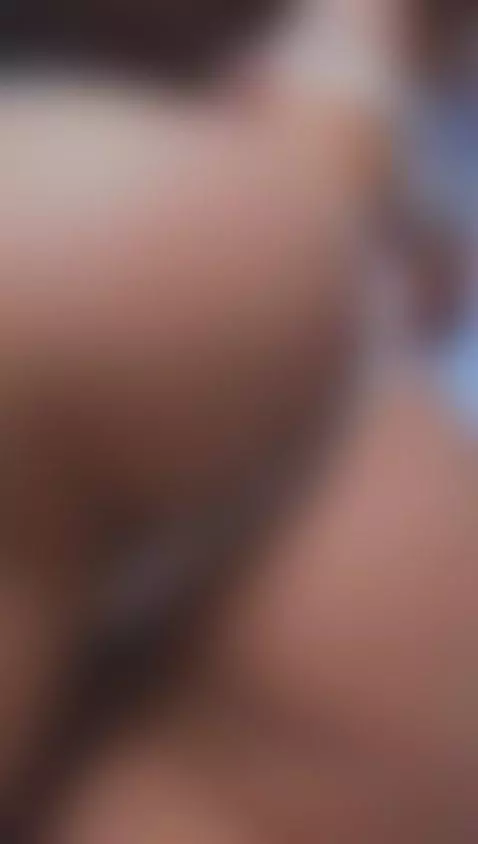 Daddy likes to see the curves of his little daddy's girl?🙈 by lucy-vega